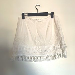 Pretty Little Thing | White Linen Style Tassel Shirt